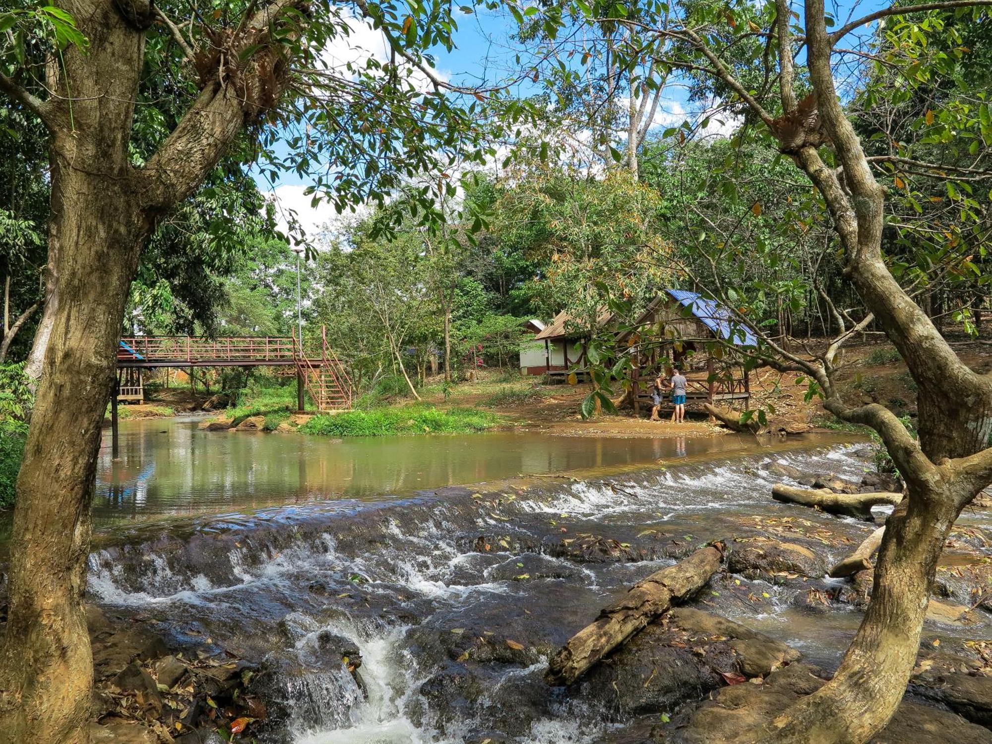 Ratanakiri Homestay & Jungle Trek Banlung Exterior foto