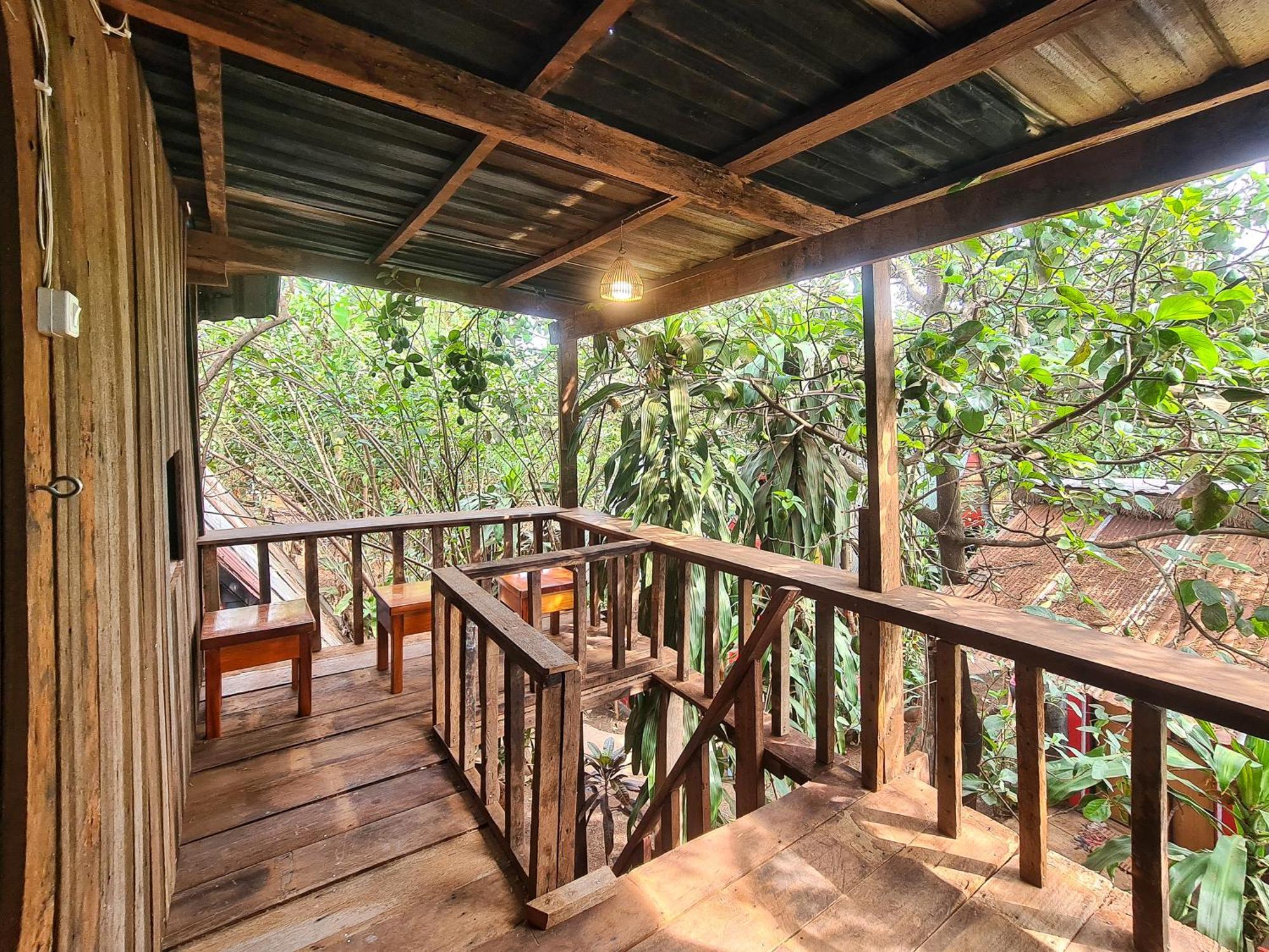 Ratanakiri Homestay & Jungle Trek Banlung Exterior foto